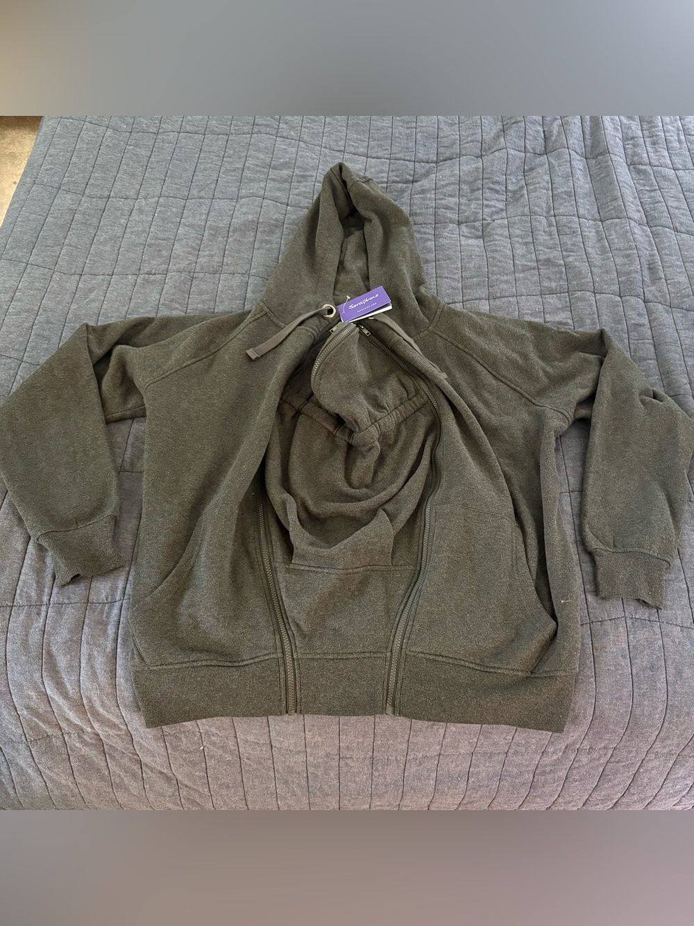 Seraphine NWT Men’s Ryan Baby Wearing Cozy Oversized Soft Hooded Sweatshirt; L